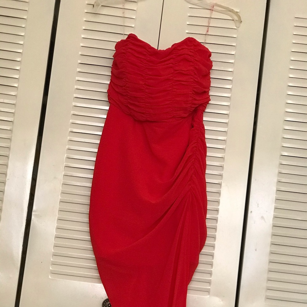 Can be a party/prom type of dress